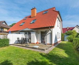 Raemel Haus _Sterntaucher_ Zingst Germany