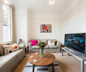 Heart of Ealing Apartment with Garden Ealing United Kingdom