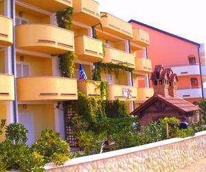 Apartments Super Nova Poljana Croatia