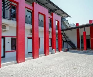 RedDoorz Syariah near Alun Alun Tegal Cirebon Indonesia