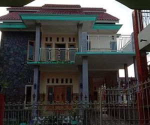 FATAKA GUESTHOUSE Banyuwangi Indonesia