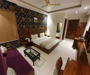 D Pavillon - Boutique Hotel at Delhi Airport Samalka India