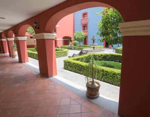 Hotel Photo 6