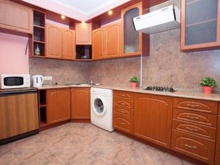 Apartment on Ispolkonskaya 8