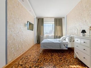 Апартаменты с видом на Петропавловский собор