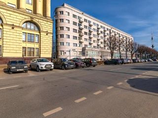 Апартаменты с видом на Петропавловский собор
