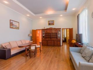 Excellent Apartment Фонтанка 39