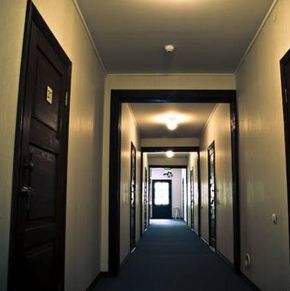 NearBy Hotel
