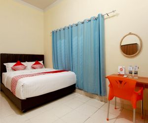 OYO 1332 Almonsari Residence Medan Indonesia
