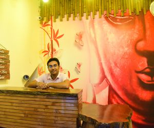 nutz backpackers Amritsar India