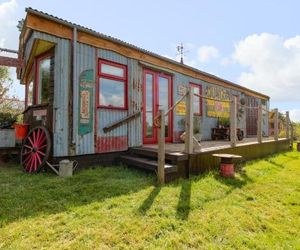 Crows Cabin Gloucester United Kingdom