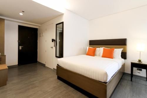 Privato Makati – Multiple Use Hotel