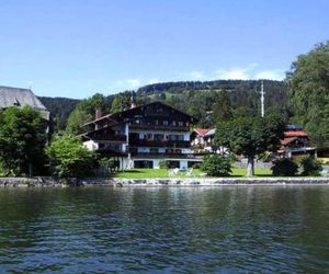 Ferienwohnungen am See _ Hinterseer Schliersee Germany