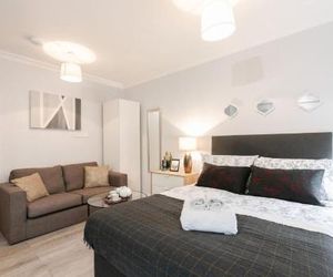 11Helena House LUX Studio Apartment Reading United Kingdom