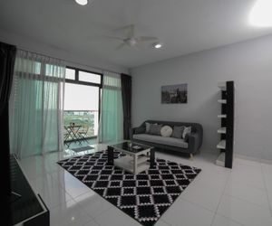 Breezy 5-10Pax Spacious 2BRCondo@Bukit Indah Johor Skudai Malaysia