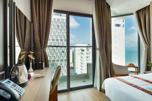 Hotel Photo 12