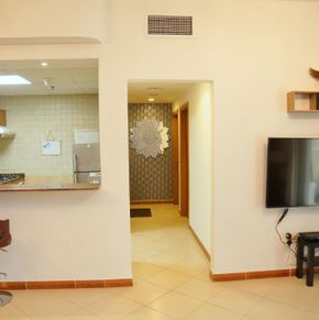 NearBy Hotel