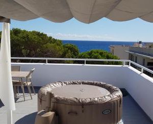 Wunderschöne FeWo direkt am Hafen mit großer Dachterrasse! Cala Ratjada Spain