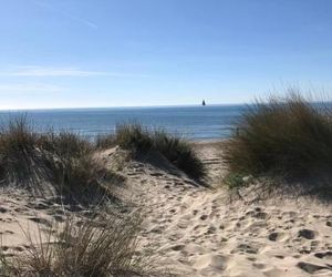 La Grande Motte T2 vue sur la mer et les dunes, piscine. La Grande Motte France