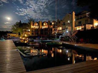 Фото отеля Muskoka Lakes Hotel and Resorts