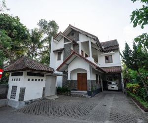 OYO 1778 Omah Duwet Yogyakarta Indonesia