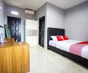 OYO 1680 Hanna Residence Manado Indonesia