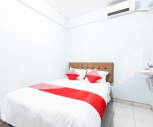 OYO 1516 Cemara Gading Bogor Indonesia