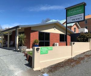 Lawrence Townhouse Accommodation 16A Millers Flat New Zealand