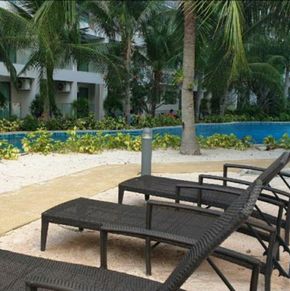 NearBy Hotel