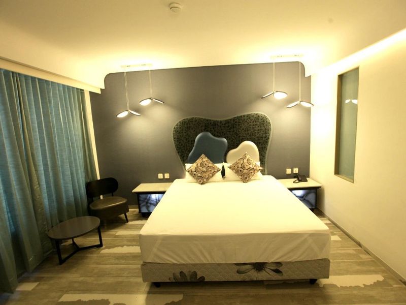 Hotel Photo 8