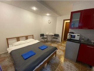 Apartament on Marata