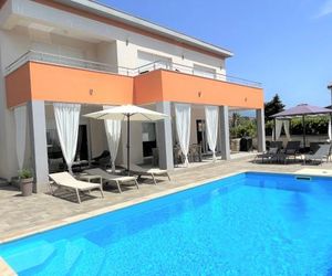 Holiday villa Summer escape, Barbat on Island Rab Barbat Croatia