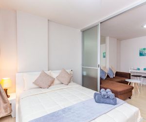 Cozy room Pool view FastInternet Easy to Patong Kathu Thailand