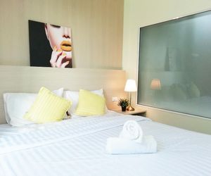 Comfortable room with WIFI 4 Minutes from Airport Ban Sakhu Thailand