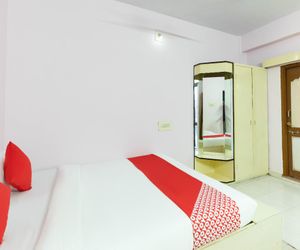 OYO 39745 Hotel Golden Tower Hatlam India