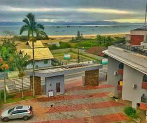 Apartamento beira mar em Ponta das Canas Cachoeira Brazil