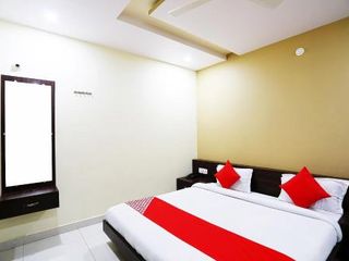 Фото отеля OYO 49833 Hotel Tulsi Chhaya Inn