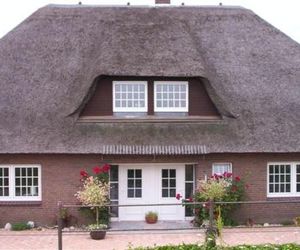 Wohnen unter Reet Dagebull Germany
