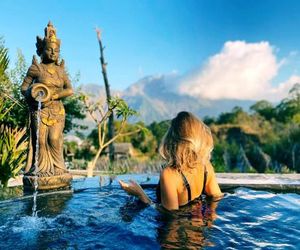 Batur Pyramid Guesthouse Tulamben Indonesia