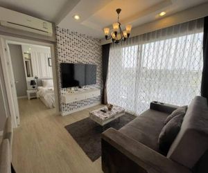 Execlusive Seaview 1 bedroom suite at The Patio Bangsaen Bang Saen Thailand