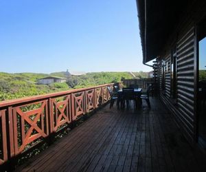 CHARMING BEACH BUNGALOW St Francis Bay South Africa