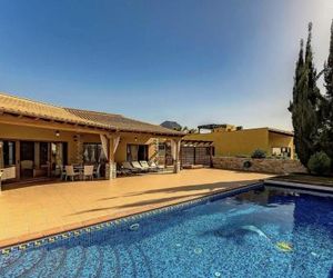 GOLFSIDE HIDEAWAY, INFINITY POOL, BBQ, 5 BDRM Adeje Spain