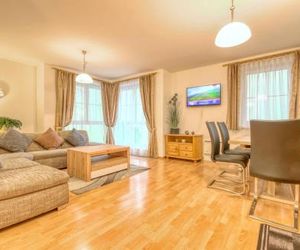 Zeller City Apartment - Aydin by Alpen Apartments Zell am See Austria