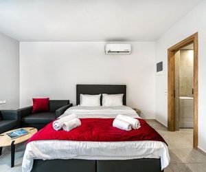 Elia Tree Studios Heraklion Greece