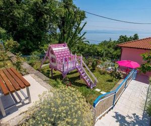 Stunning home in Lovran w/ Outdoor swimming pool and 4 Bedrooms Lovran Croatia