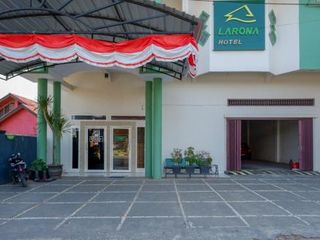 Hotel pic RedDoorz Syariah At Jalan Jenderal Sudirman Palopo