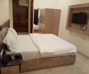 Hotel Param Palace Samalka India