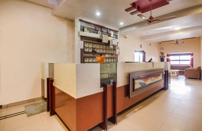 OYO 48043 Hotel Godavari