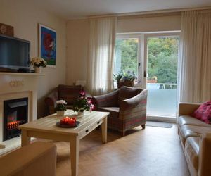 Comfortable detached house on the south side in a wooded and sunny environment Veldenz Germany