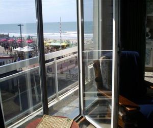 Charlierhelling app 22 Blankenberge Belgium